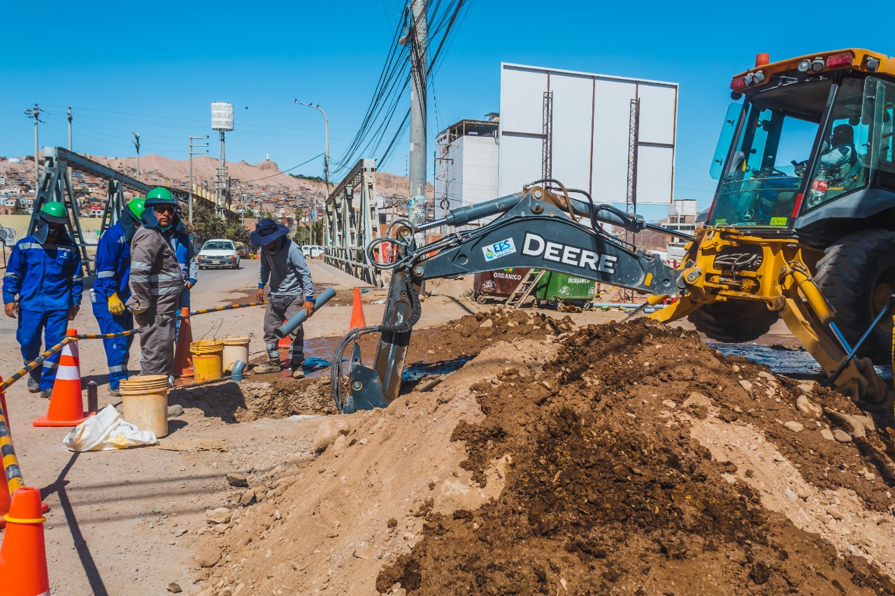 Optimizan sistema de alcantarillado en el sector La Villa para el cuidado del ambiente y la salud pública